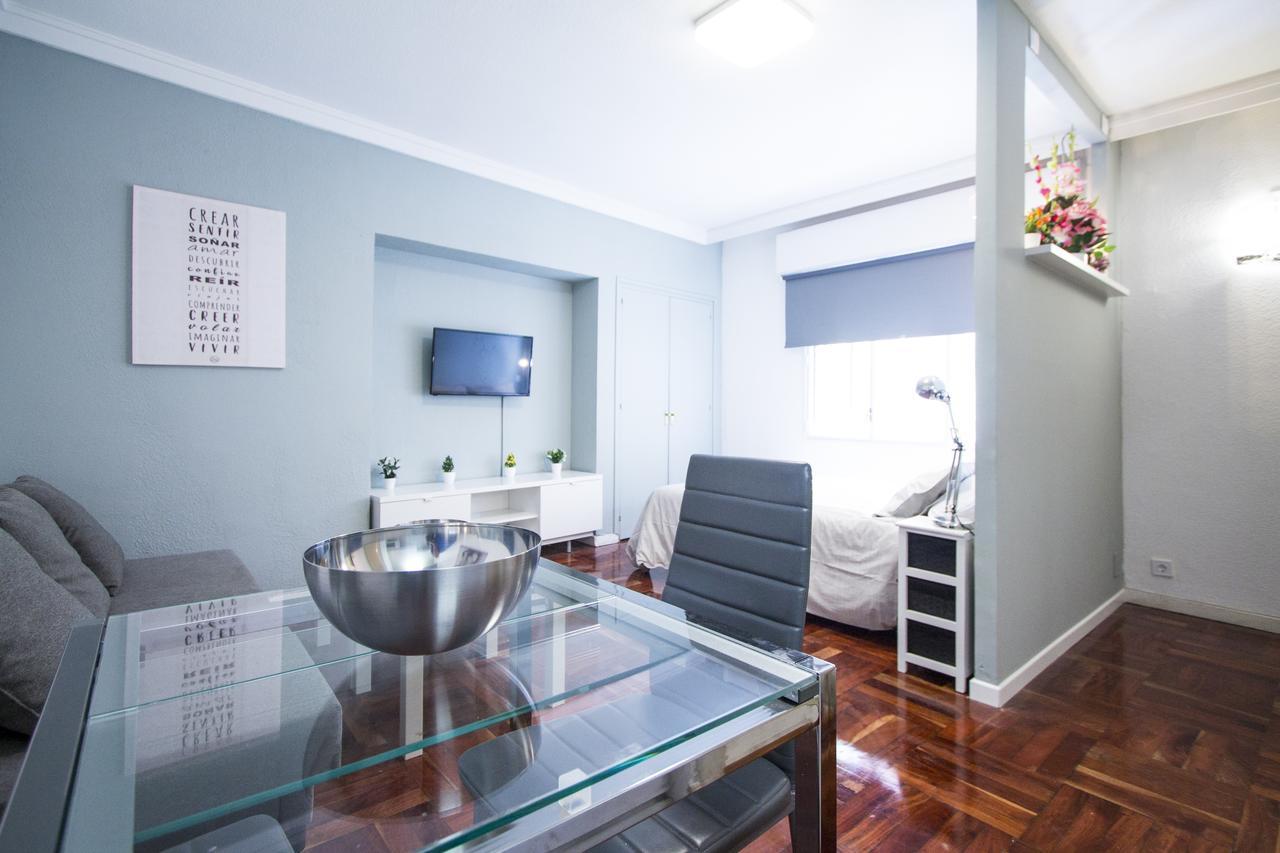 Apartamentos Rialto マドリード エクステリア 写真