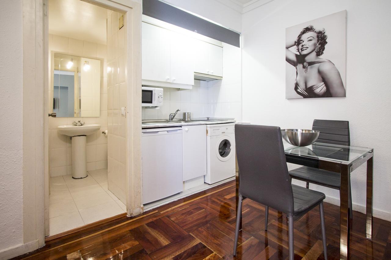 Apartamentos Rialto マドリード エクステリア 写真
